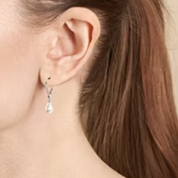 Silver Treasures sterling silver cubic zirconia stimulated pearl drop earrings - Picture 7 of 9